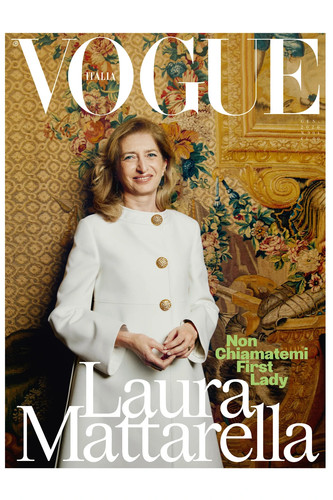 Vogue italia cover laura - vogue,