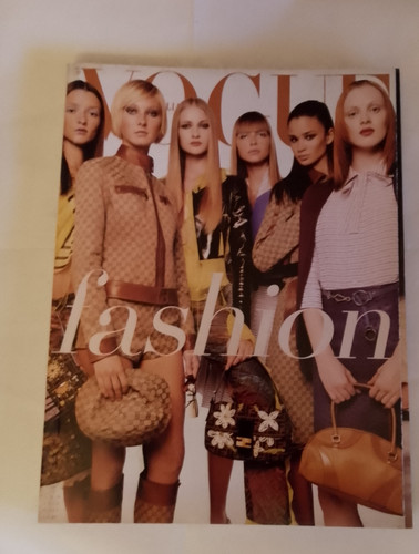 Vogue italia fashion gennaio - vogue,